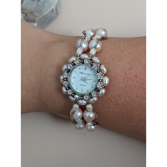 Preowned Across Seas Faux Pearl Beaded Watch Bracelet 7-8.5 in working - Picture 1 of 8